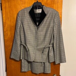 Women's Gray Blazer and Skirt Set